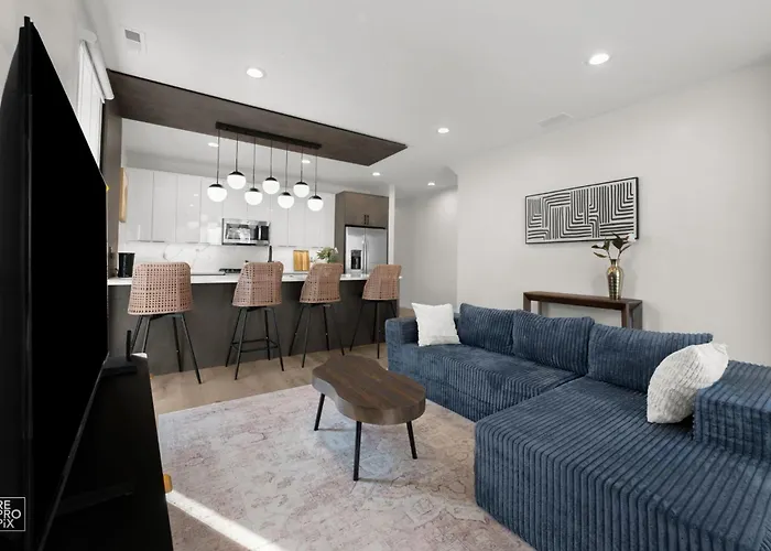 Apartment Luxury 3br, Uchicago & Obama Ctr, 15 Min Downtown