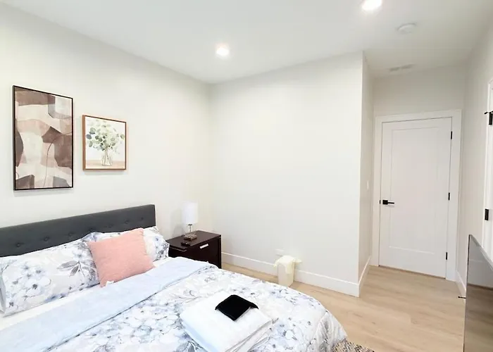 Apartment Luxury 3br, Uchicago & Obama Ctr, 15 Min Downtown