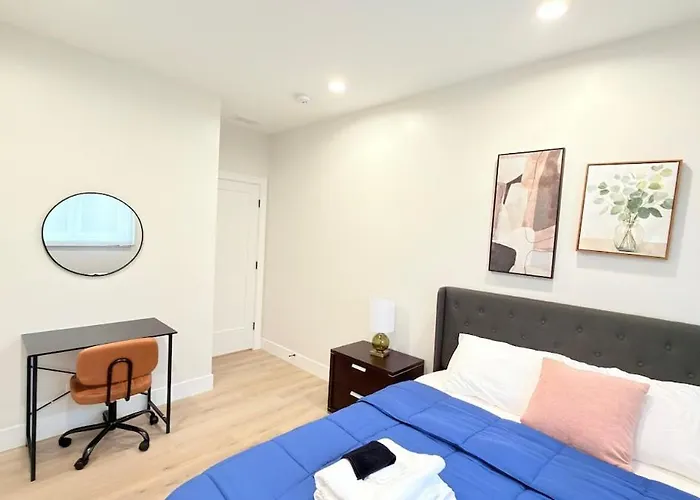 Luxury 3br, Uchicago & Obama Ctr, 15 Min Downtown Apartment *