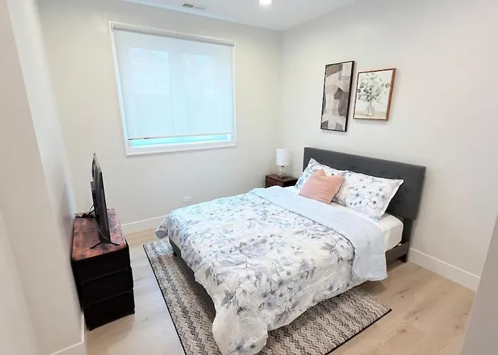 Luxury 3br, Uchicago & Obama Ctr, 15 Min Downtown Apartment